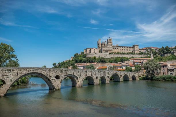 Chambre Dans Une Grande Maison Entre Canal Du Midi Et Centre Ville Béziers Exterior foto